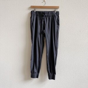 The North Face Charcoal Women’s Do Anything Hiking Joggers Size Medium